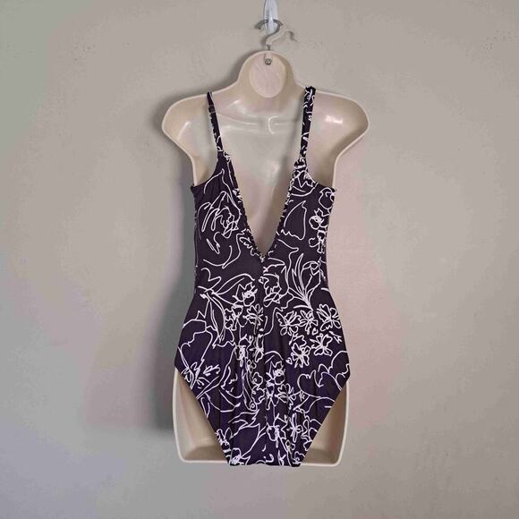 Aqua Green Purple Floral Keyhole Front One Piece Swimsuit - Picture 6 of 9